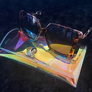 Cleo Nicci Sunglasses